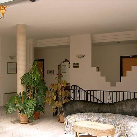 Hotel Piccolo Paradiso Di Роди-Гарганико Экстерьер фото